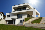 Einfamilienhäuser und kleine  Gewerbegebäude