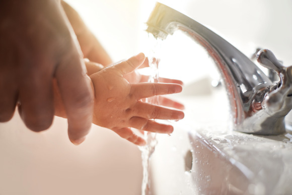 Hygienisches-Brauchwasser-für-Mehrfamilienhäuser-und-Gewerbe